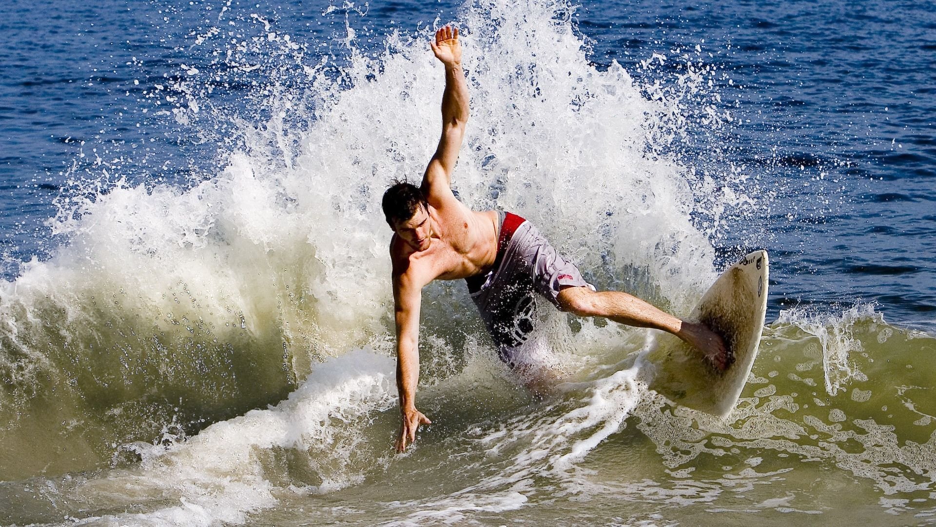 苏炳添参与纪录片讲述备赛心路，苏炳添破纪录采访